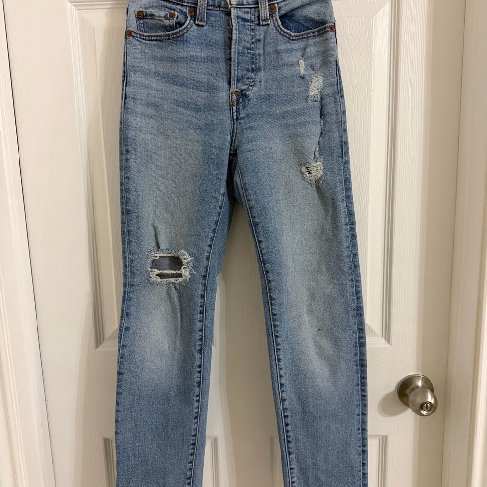 Levi’s Women’s Wedgie Straight Jeans